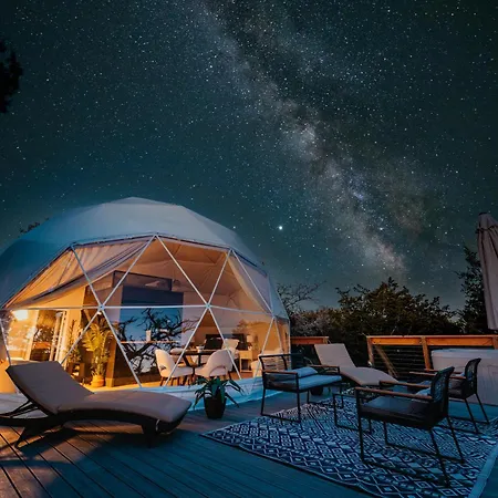 Gaia Dome Stars Hottub Wineries Secluded Romantic Frederick